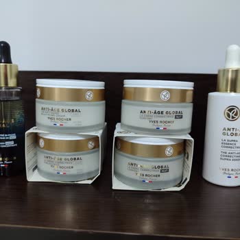 Yves Rocher Gece Gündüz Anti-age Global Kremi Ve Serumu, Şampuan