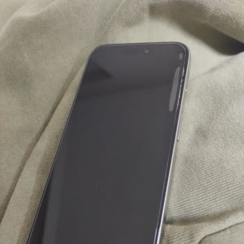 Ekran Koruyucu Mu Bir Daha Asla Spigen