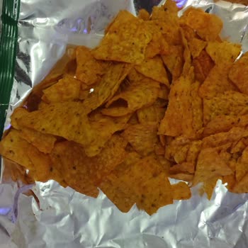 Patos Cips İçinden Çıkan Kıl