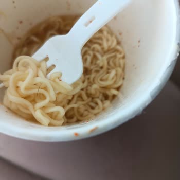 indomie Üründe Yabancı Madde Buldum Ve Özür Bekliyorum