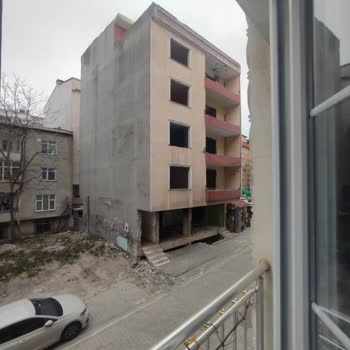 Esenyurt Belediyesi Esenyurt'ta Metruk Bina
