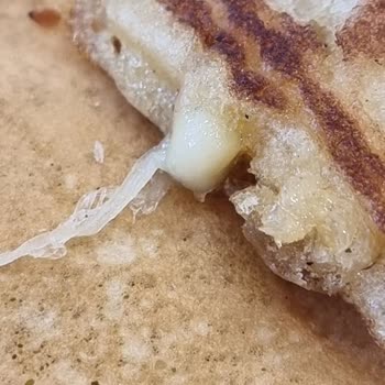 gerçekten çok büyük bir hata yapmışız