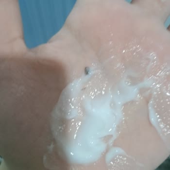 Elidor Pembe Saç Bakım Kreminden Böcek Çıktı