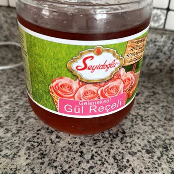 Seyidoğlu Gıda Reçelin İçinden Hamamböceği Çıktı!