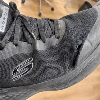 Skechers Markası Kalitesiz Ayakkabı