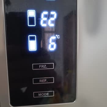 Uğur Soğutma Buzdolabı E2 Hata Kodu