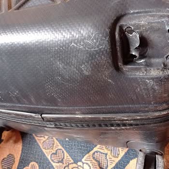 Ağrı Vip Turizm Valizimin Ayağını Kırmışlar