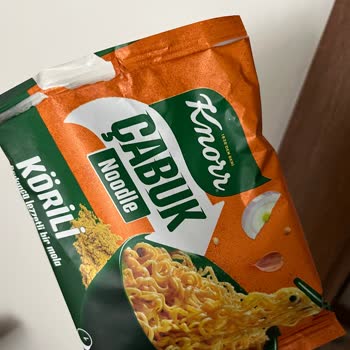 Knorr Noodle İçerisinden Canlı Kurt Çıktı