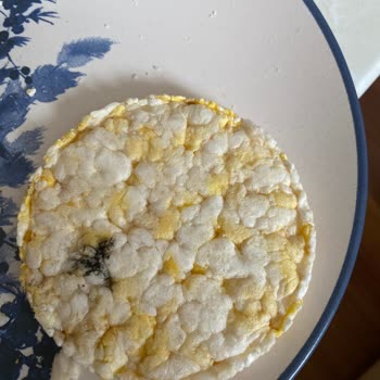 Eti Gıda Eti Gong Üzerinde Siyah Leke