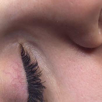 Salon Rose Kuaför Protez Tırnak Korkunç Kirpikler Ve Telefonda Tehdit Edilmem