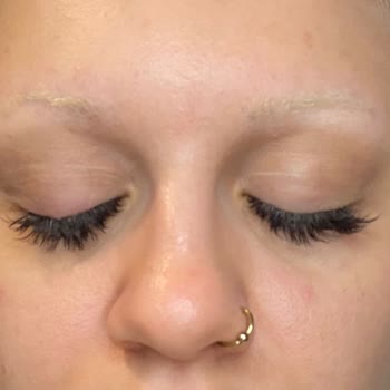 Salon Rose Kuaför Protez Tırnak Korkunç Kirpikler Ve Telefonda Tehdit Edilmem