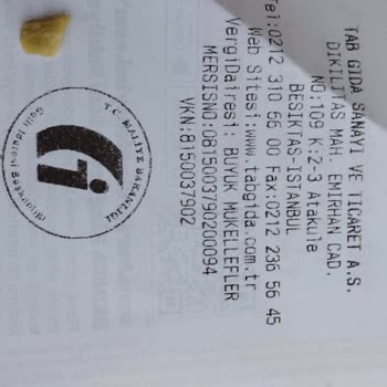 Burger King İçinden Sert Cisim Çıktı