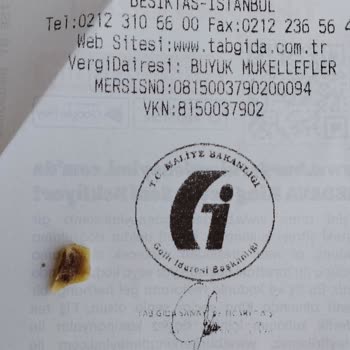 Burger King İçinden Sert Cisim Çıktı
