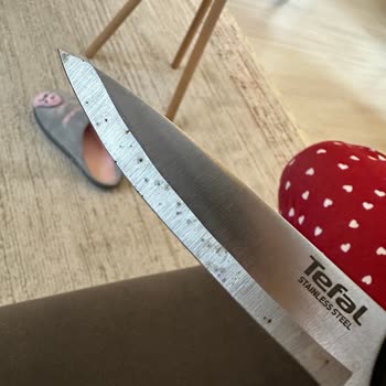 Tefal Bıçağım Daha Birkaç Kez Kullandım Paslandı