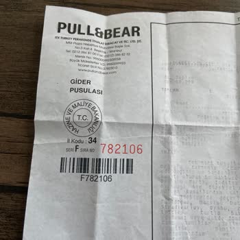 Pull And Bear İade Edilen Ürünümün Parasını. Yandığını Belirtiyor