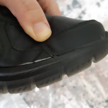 Skechers Ürünün Arkasında Durmuyor