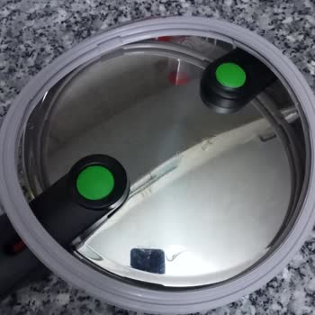 Fissler Düdüklü Lastik Kokusu
