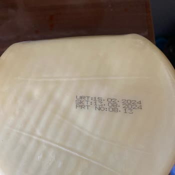 Tarım Kredi Kooperatif Market Tarım Kredi'den Aldığımız Kaşar Peyniri Küflü Çıktı!