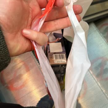 Media Markt Teşhir Ürününün Kontrol Edilmeden Müşteriye Satılması