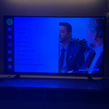 Arçelik Marka A49L89005A Diamond Pro Televizyonda Ekranın Mavileşmesi