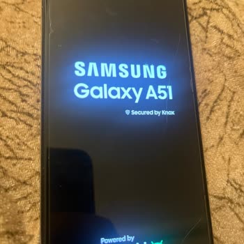 Samsung Telefon A51 Kendi Kendine Kapanıp Açılıyor