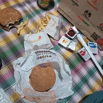 Burger King Ücreti Alıp Eksik Ürün Veriyorlar