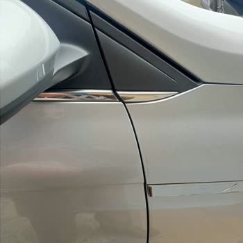 Renault Megane Kapı İle Kaporta Da Kronik Dengesizlik Uyumsuzluk