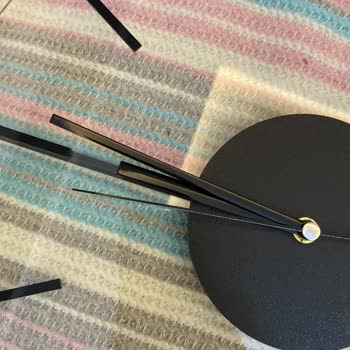 MetaQuartz Aksesuar (metasery) Meta Aksesuar Yanlış Malzeme Hasarlı Saat Ve Geri Dönüş Yok