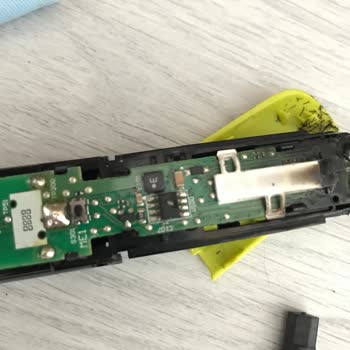 PHILIPS Ev Aletleri Philips One Blade Mağduru