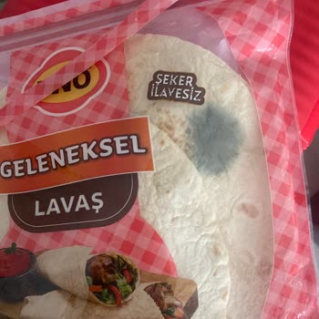 UNO Küflü Lavaş Satıyor