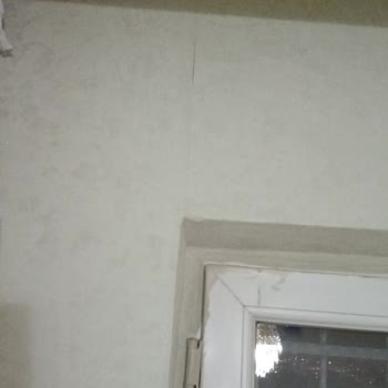 Ankara Duvar Kağıdı Ustası Duvar Kağıtları Yaptırdım Kalkan Kabaran Yerleri Yapmadılar!