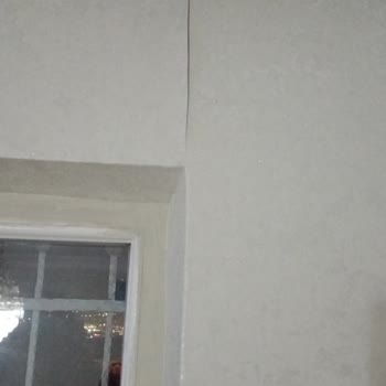 Ankara Duvar Kağıdı Ustası Duvar Kağıtları Yaptırdım Kalkan Kabaran Yerleri Yapmadılar!