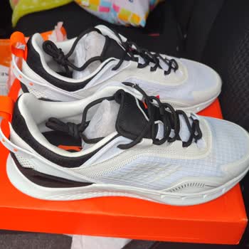 Nike FLO Mağazasının Yanlış Sipariş Göndermesi