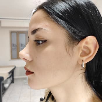 Leyla Dereli Akademi Güzellik Salonunda Yasal Olmayan Sağlıksız İşlemler