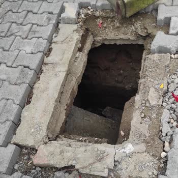 Batman Belediyesi, Kırdığı Rögar Kapağını Yapmıyor