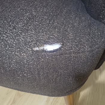 Çetmen Mobilya Yırtık Ve Kalitesiz Tekli Koltuk