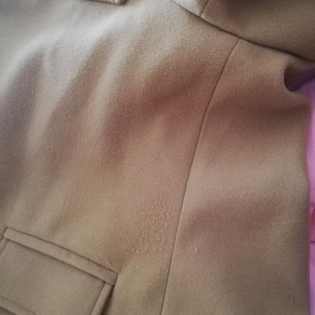 Berika Yıldırım Kaşe Kaban Üç Dört Günde Her Tarafı Tüylendi