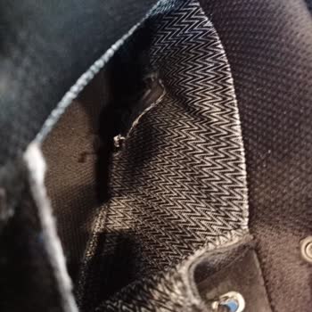 Caterpillar Ve Boyner Botumun Yırtılması