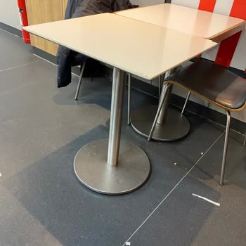 Viaport KFC'de Rahatsız Edici Sipariş Deneyimi