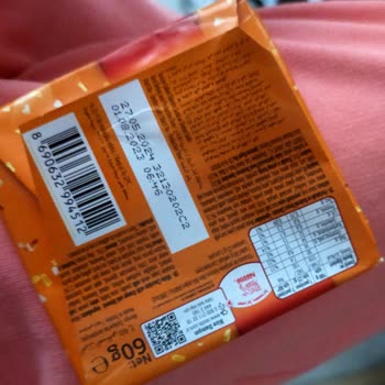 Nestle Tarihi Geçmemesine Rağmen Bozuk Çıktı 8-9 Tane Çikolata!