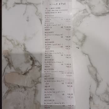 Benetton'dan Keten Pantolon Alıp Hiç Kullanamadan Yırtılması