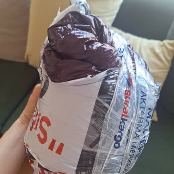 Sürat Kargo Kargom Parçalanmış, Montun Üzerine Bantlar Yapıştırılmış Geldi