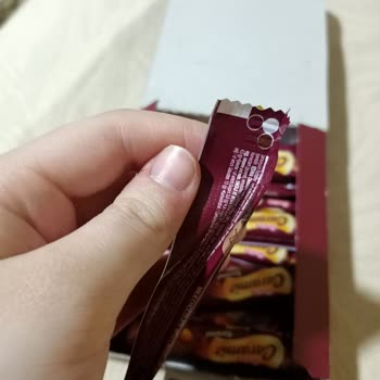 Ülker Aldığım Çikolata Paketi Kapalı Ama İçinde Çikolata Yok