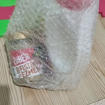 ebebek Deterjan Ve Gıda Birbirine Karıştırarak Göndermişler.