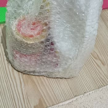 ebebek Deterjan Ve Gıda Birbirine Karıştırarak Göndermişler.