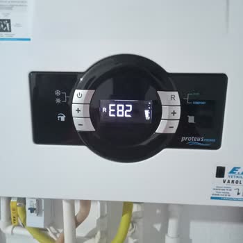 ECA Kombi E82 Arızası Gaz Kokusu