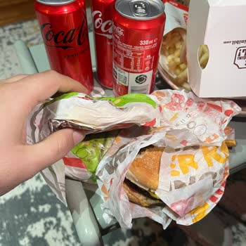 Burger King Trendyol Yemek Üzerinden Verilen Siparişte Yaşanan Sorunlar Ve Müşteri Hizmetleriyle İletişim Güçlükleri