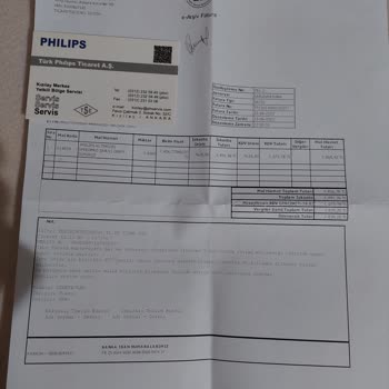 PHILIPS Ev Aletleri Philips Pişmanlıktır. Dikey Süpürgem Çekmiyor.