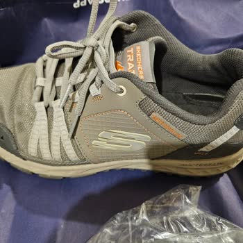 Skechers Hayal Kırıklığına Uğrattı Üretim Hatasını Kabullenmedi