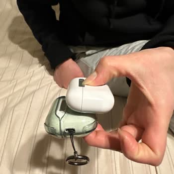 Trendyol'daki Airpods Pro 2. Nesil Diye Satılan Kulaklık Sahte Çıktı.